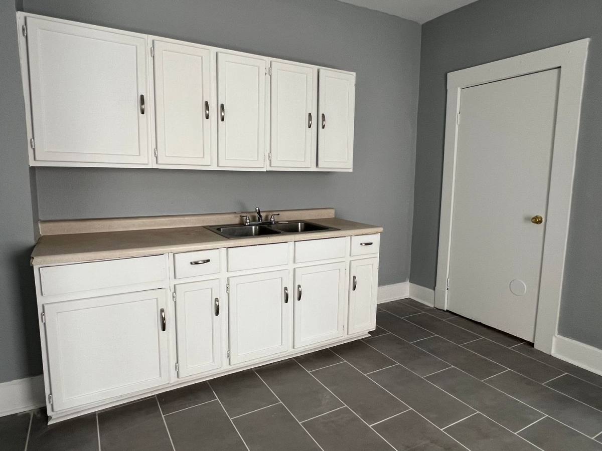 Apartment for rent at 1529 Hiatt St, Indianapolis, IN 46221