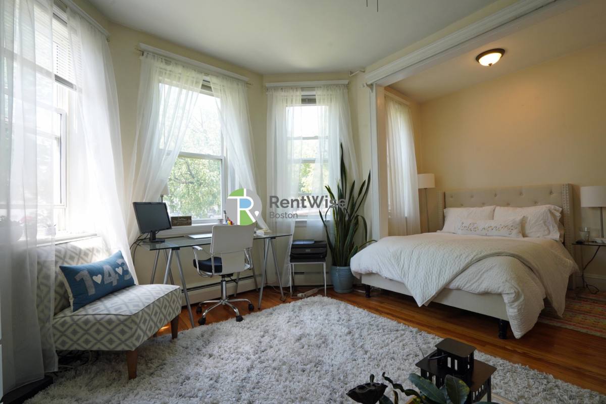 Apartment for rent at 1844 Commonwealth Ave #1, Brighton, MA 02135