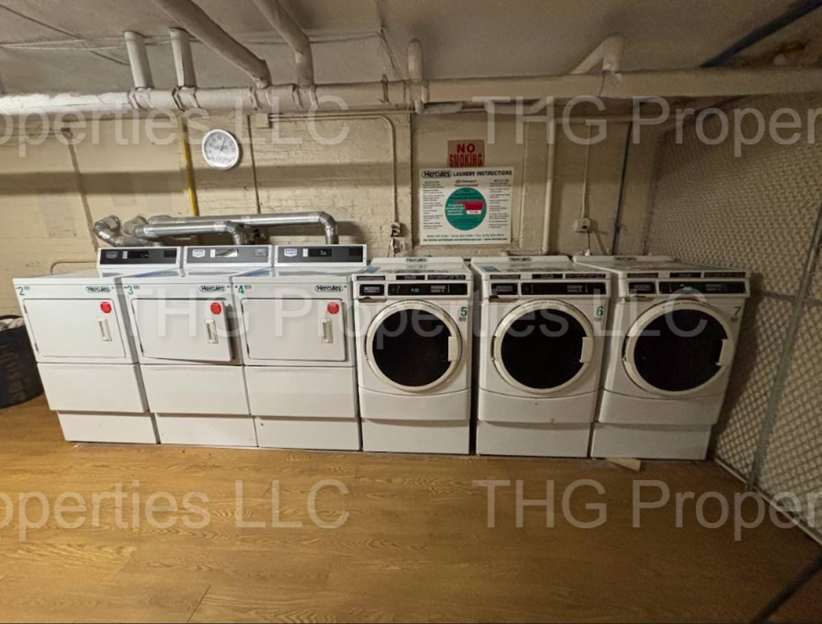 Apartment for rent at 1510 N Broad St, Hillside, NJ 07205