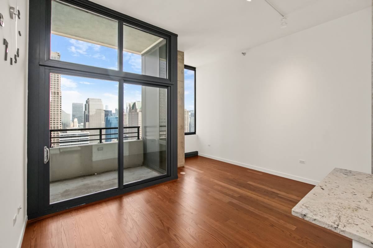 Apartment for rent at 235 W Van Buren St #4616, Chicago, IL 60607