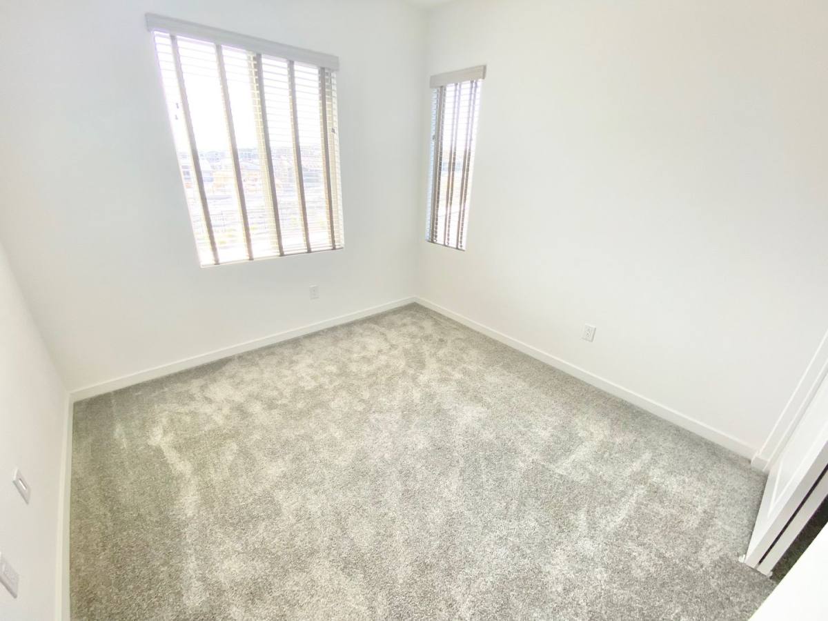 House for rent at 11620 Observation Pointe Ave, Las Vegas, NV 89138