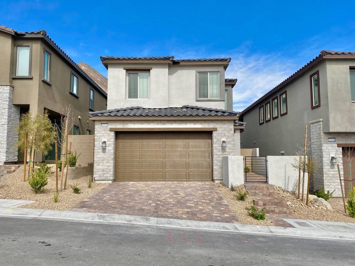 House for rent at 11620 Observation Pointe Ave, Las Vegas, NV 89138