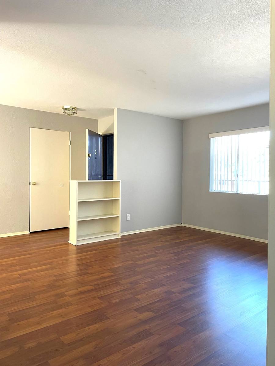 Apartment for rent at 1042 W 9th St, San Pedro, CA 90731