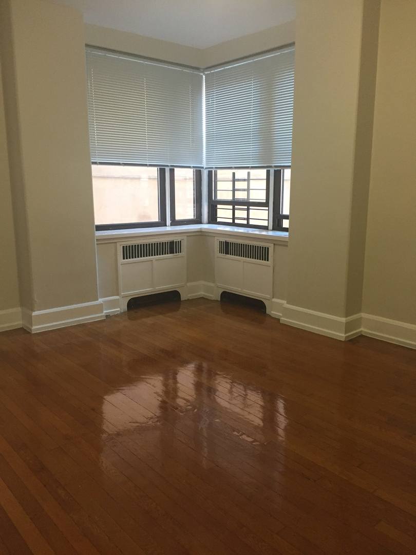 Apartment for rent at 2474 Kennedy Blvd, Jersey City, NJ 07304