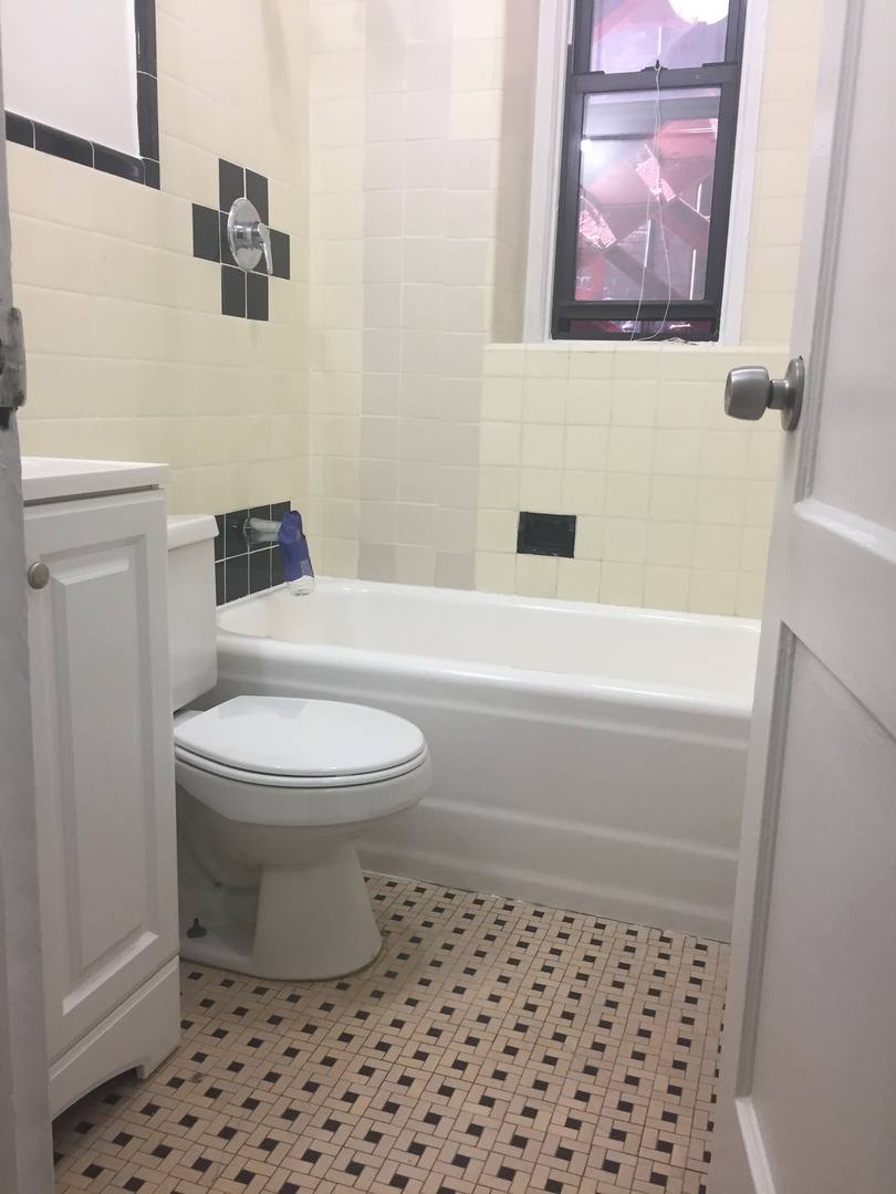 Apartment for rent at 2474 Kennedy Blvd, Jersey City, NJ 07304