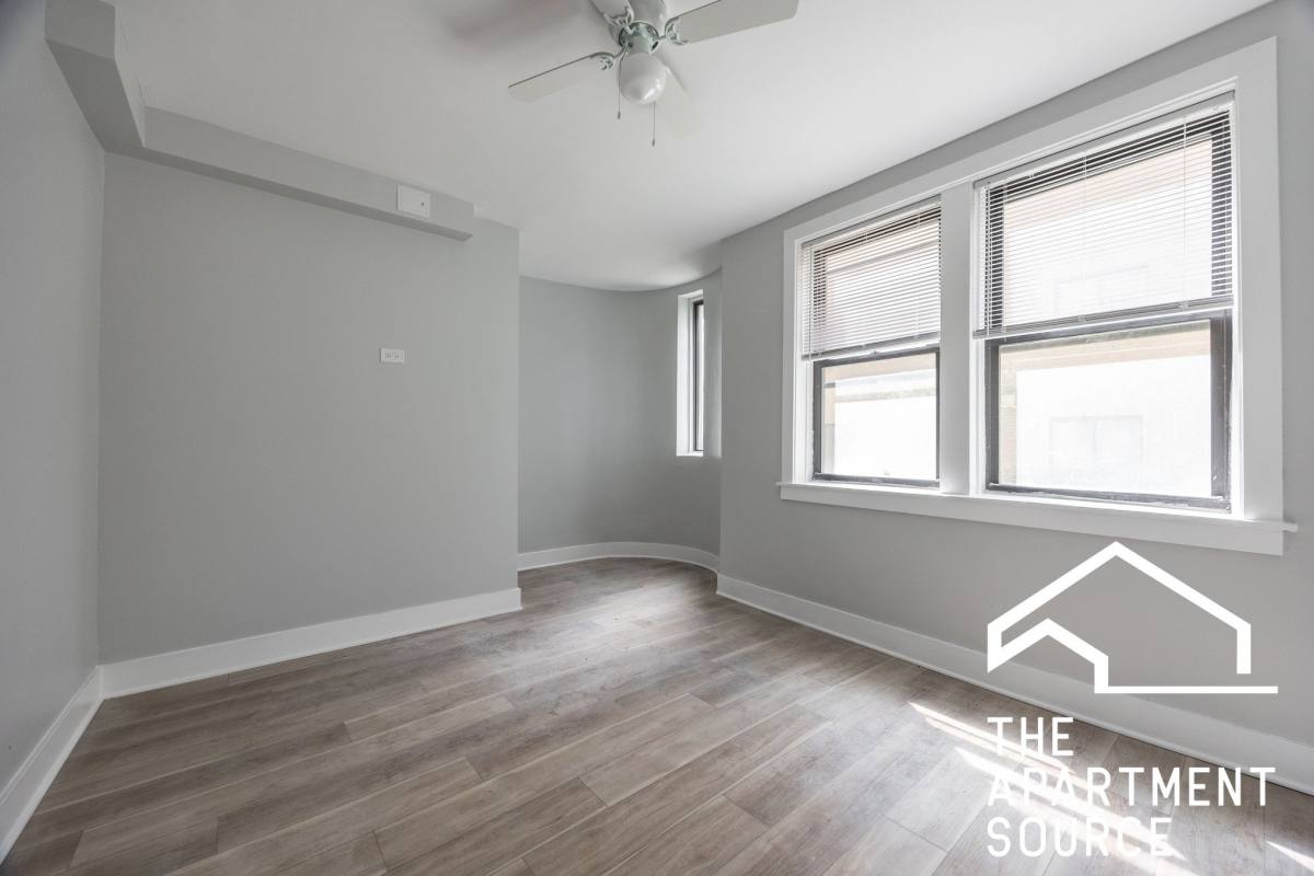 Apartment for rent at 6150 N Francisco Ave, Chicago, IL 60659