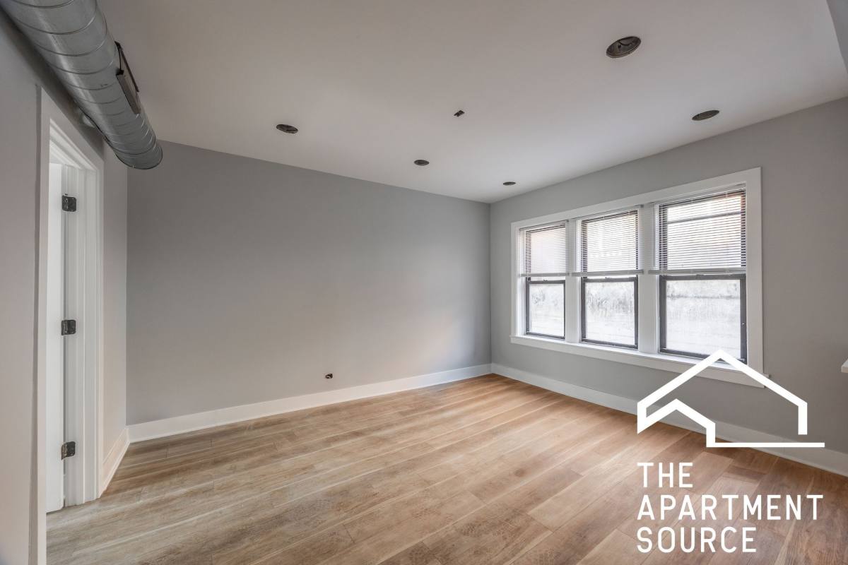 Apartment for rent at 6150 N Francisco Ave, Chicago, IL 60659