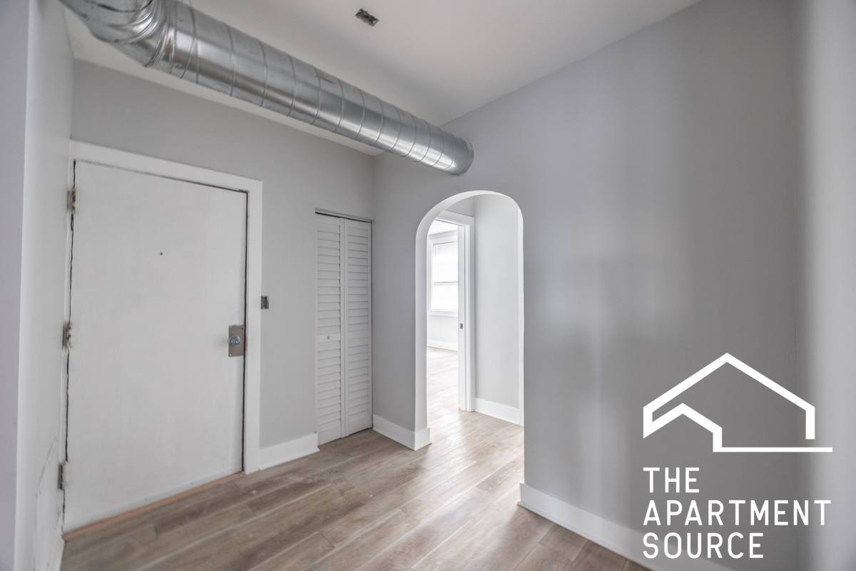 Apartment for rent at 6150 N Francisco Ave, Chicago, IL 60659