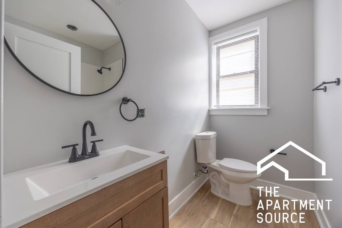Apartment for rent at 6150 N Francisco Ave, Chicago, IL 60659