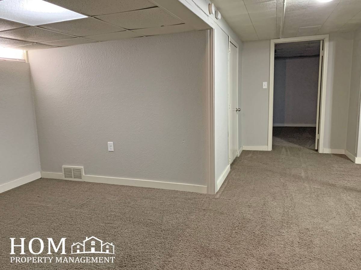 Apartment for rent at 532 Wheeler Ave, Mankato, MN 56003