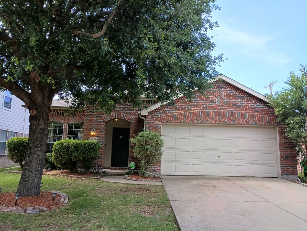 House for rent at 1820 Ringtail Dr, Little Elm, TX 75068