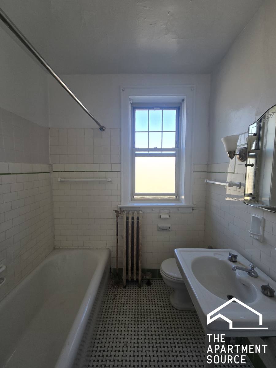 Apartment for rent at 909 Elmwood St #O3, Evanston, IL 60202