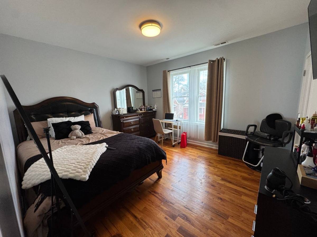 Apartment for rent at 1148 N Keeler #1E, Chicago, IL 60651