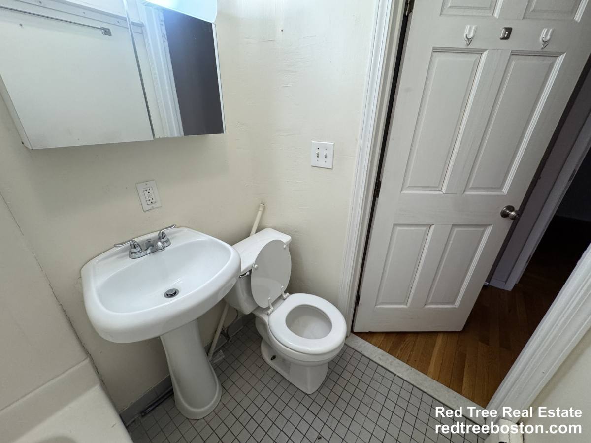 Apartment for rent at 67 S Huntington Ave #3, Roxbury Crossing, MA 02120
