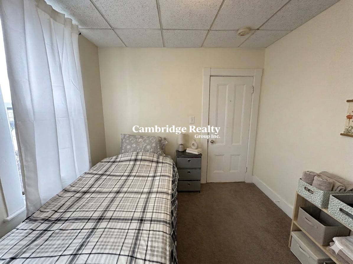 Apartment for rent at 58 Medford St #2T, Somerville, MA 02143