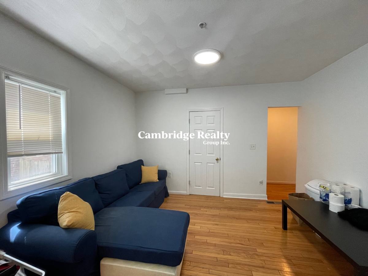 Apartment for rent at 48 Derby St #1T, Somerville, MA 02145
