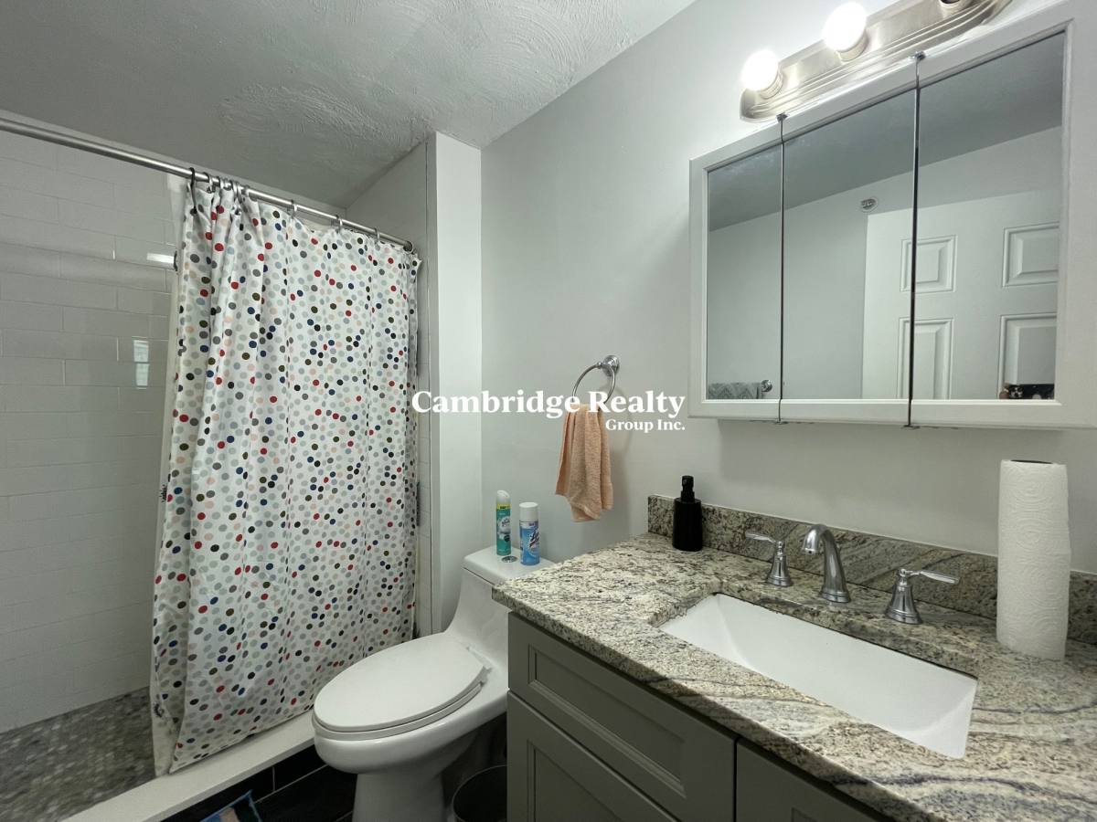 Apartment for rent at 48 Derby St #1T, Somerville, MA 02145