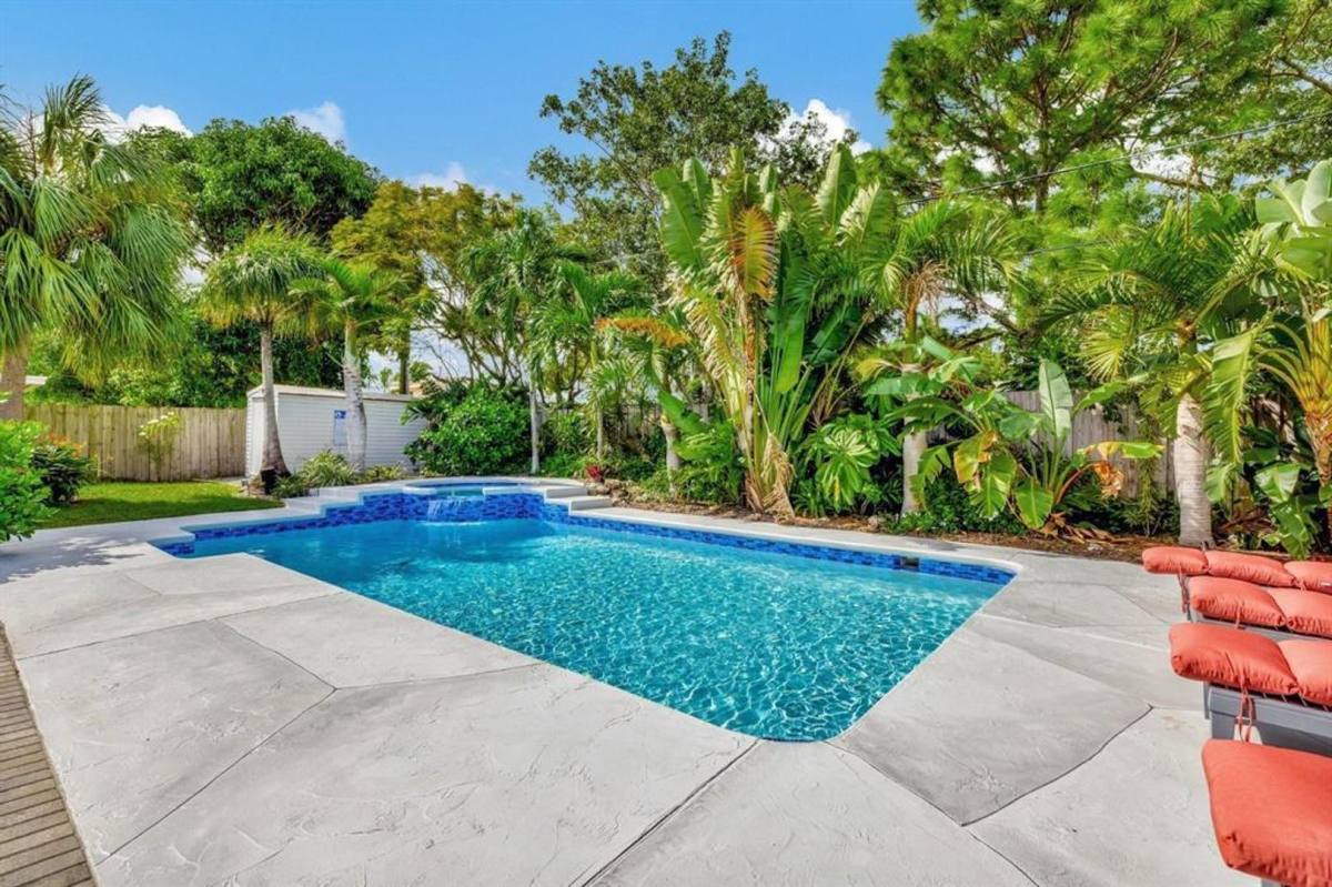 House for rent at 925 NE 25th Ave, Pompano Beach, FL 33062