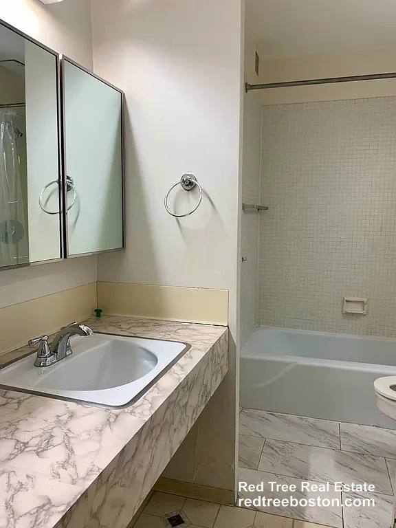 Apartment for rent at 60 Babcock St #27, Brookline, MA 02446