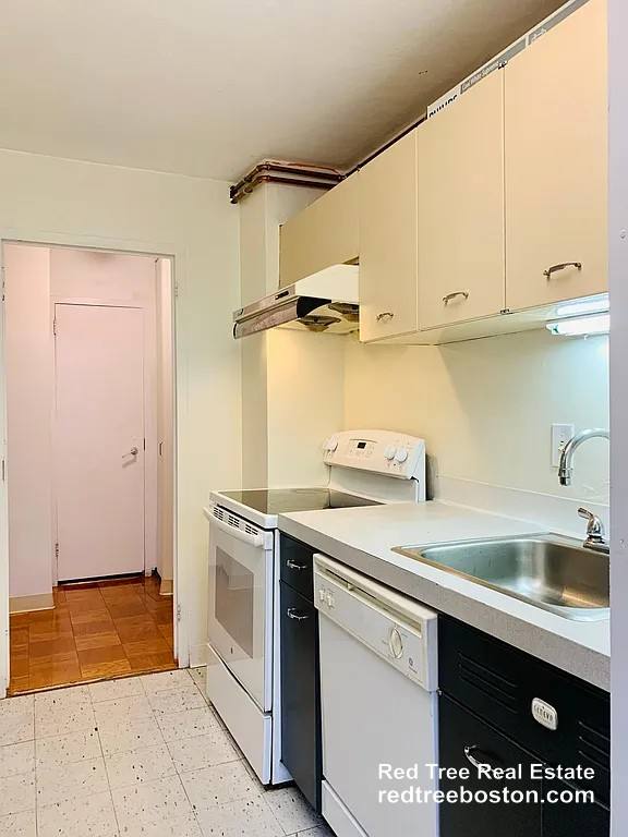 Apartment for rent at 60 Babcock St #27, Brookline, MA 02446