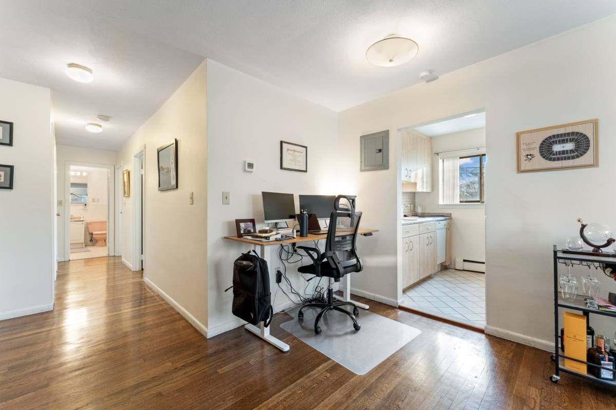 Apartment for rent at 425 S Huntington Ave #6, Jamaica Plain, MA 02130