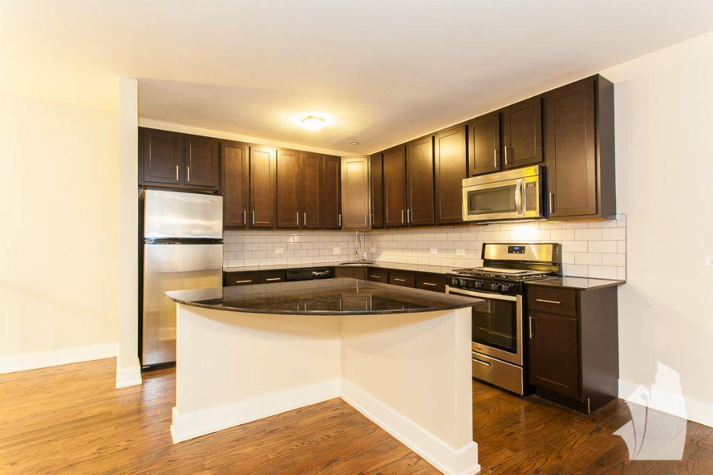 Apartment for rent at 5056 N Winchester Ave #1E, Chicago, IL 60640