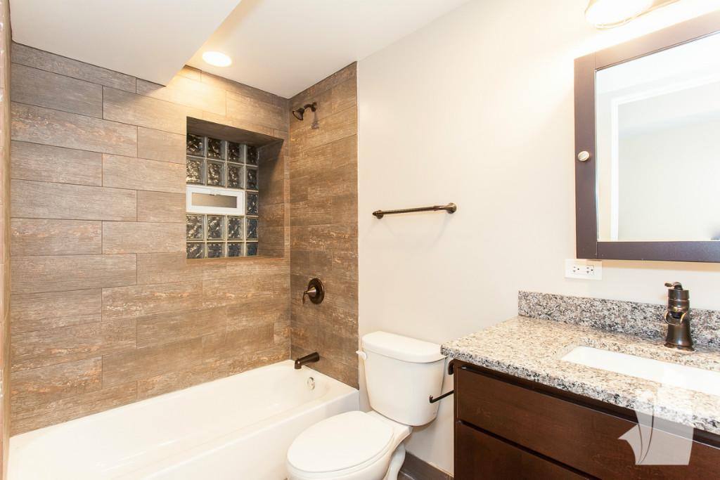 Apartment for rent at 5056 N Winchester Ave #1E, Chicago, IL 60640