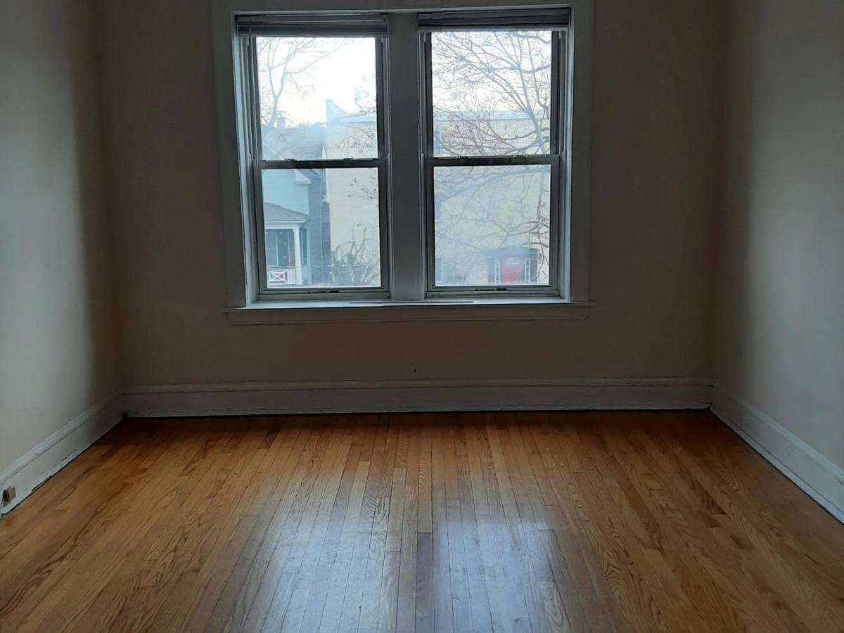 Apartment for rent at 5036 N Wolcott Ave #2, Chicago, IL 60640