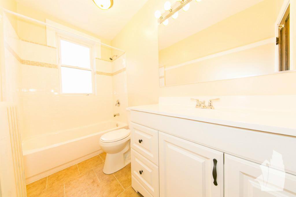 Apartment for rent at 4861 N Paulina St #2A, Chicago, IL 60640