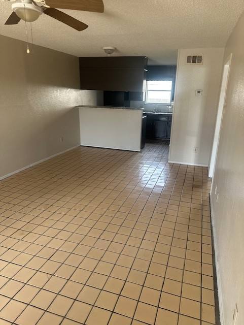 Apartment for rent at 112 E Crest Dr #B, Waco, TX 76705