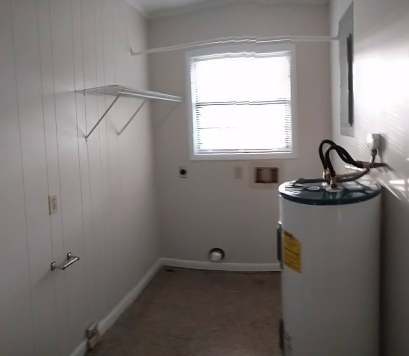 Apartment for rent at 321 N Lexington St #1, Lyons, GA 30436