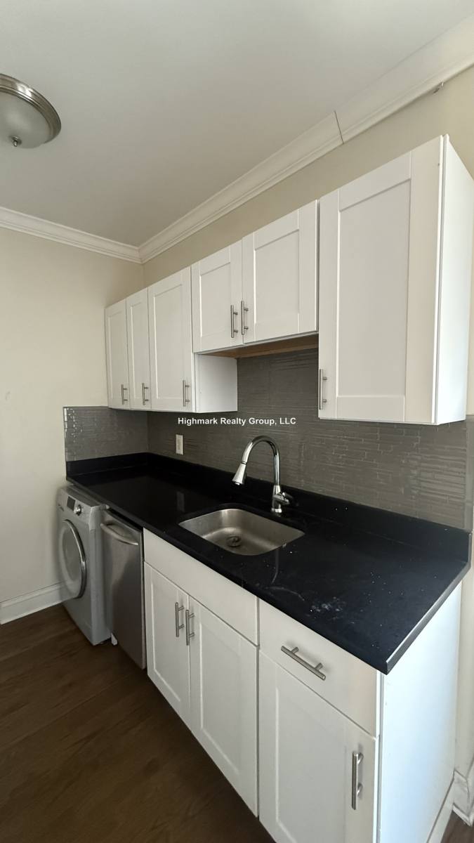 Apartment for rent at 3817 Greenview #3WO, Chicago, IL 60613