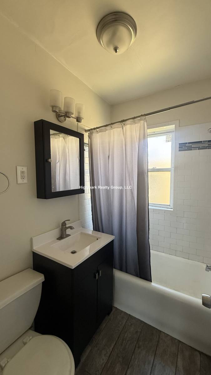 Apartment for rent at 3817 Greenview #3WO, Chicago, IL 60613