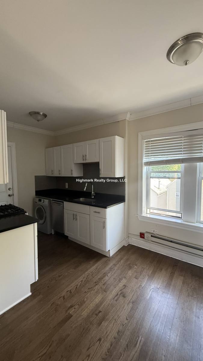 Apartment for rent at 3817 Greenview #3WO, Chicago, IL 60613