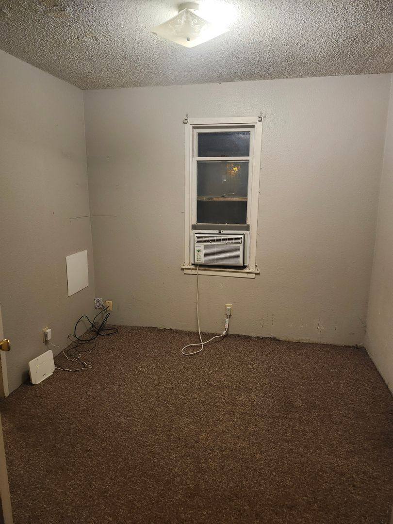 Apartment for rent at 1406 1st Ave N, Fort Dodge, IA 50501