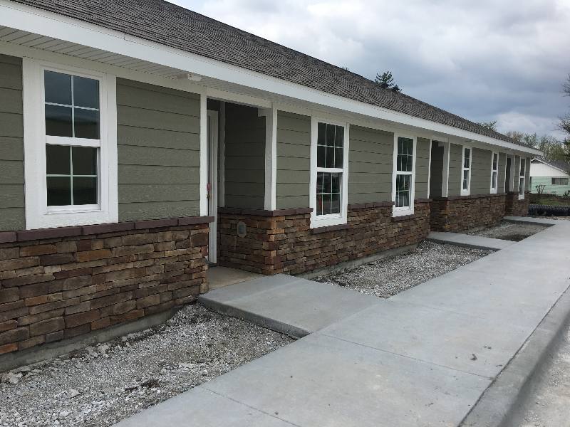 Apartment for rent at 2205 S Main, Carthage, MO 64836