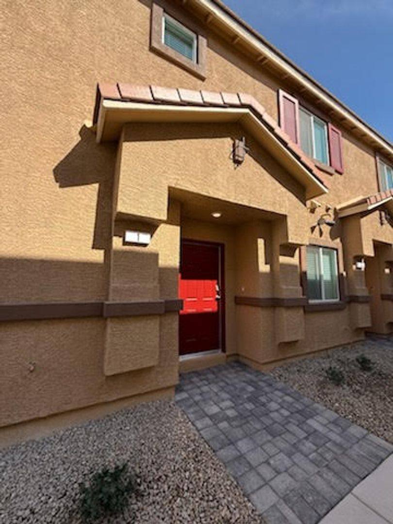 Townhouse for rent at 7850 Aurora Sky St, North Las Vegas, NV 89084