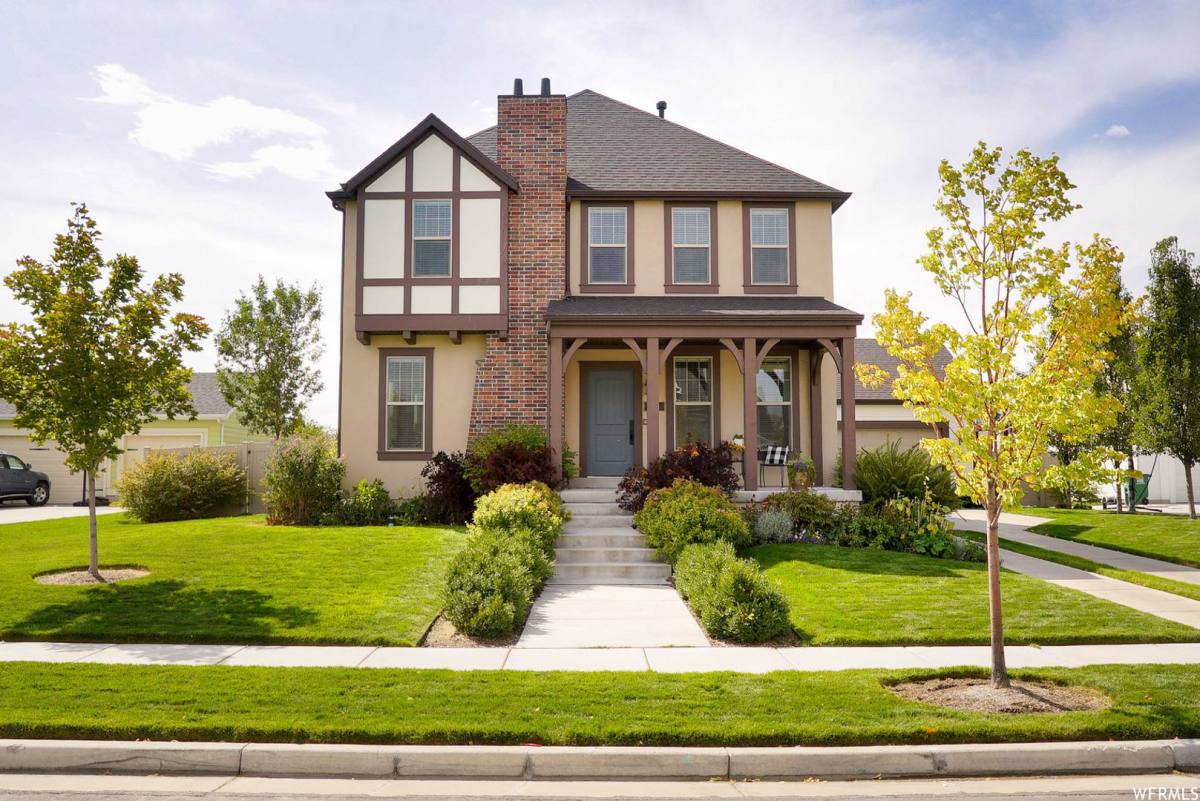 House for rent at 321 Autumn Cherry Way, Kaysville, UT 84037