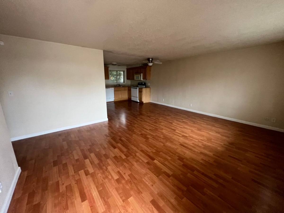 Apartment for rent at 1425 W 8th Ave, Eugene, OR 97402