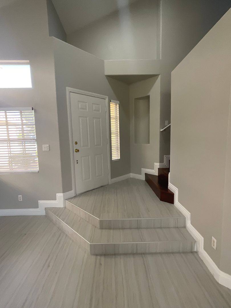 House for rent at 8313 Valleybreeze Ave, Las Vegas, NV 89129