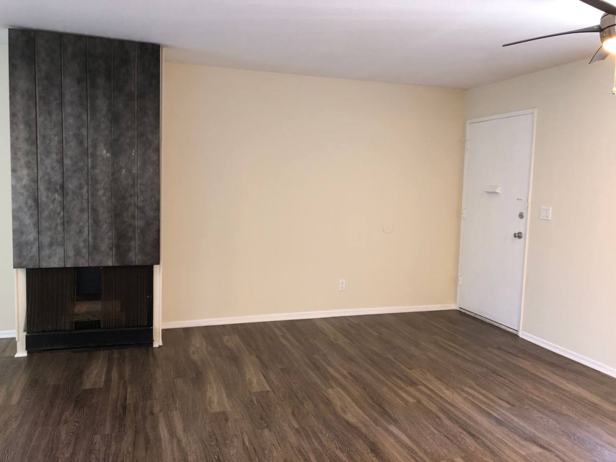 Apartment for rent at 8362 Atlanta Ave, Huntington Beach, CA 92646