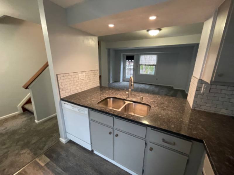 Townhouse for rent at 4387 Heritage Dr, Liverpool, NY 13088