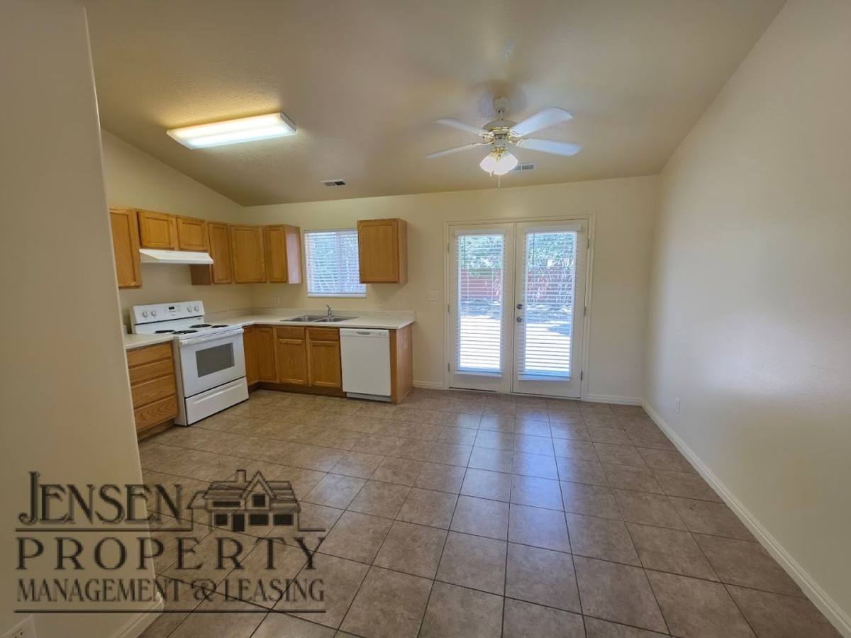 House for rent at 1849 S Halter Circle, Washington, UT 84780