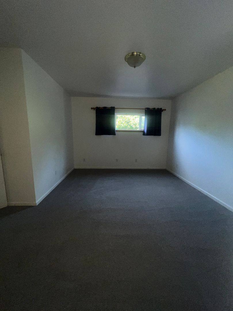 House for rent at 5017 10th Ave, Sacramento, CA 95820