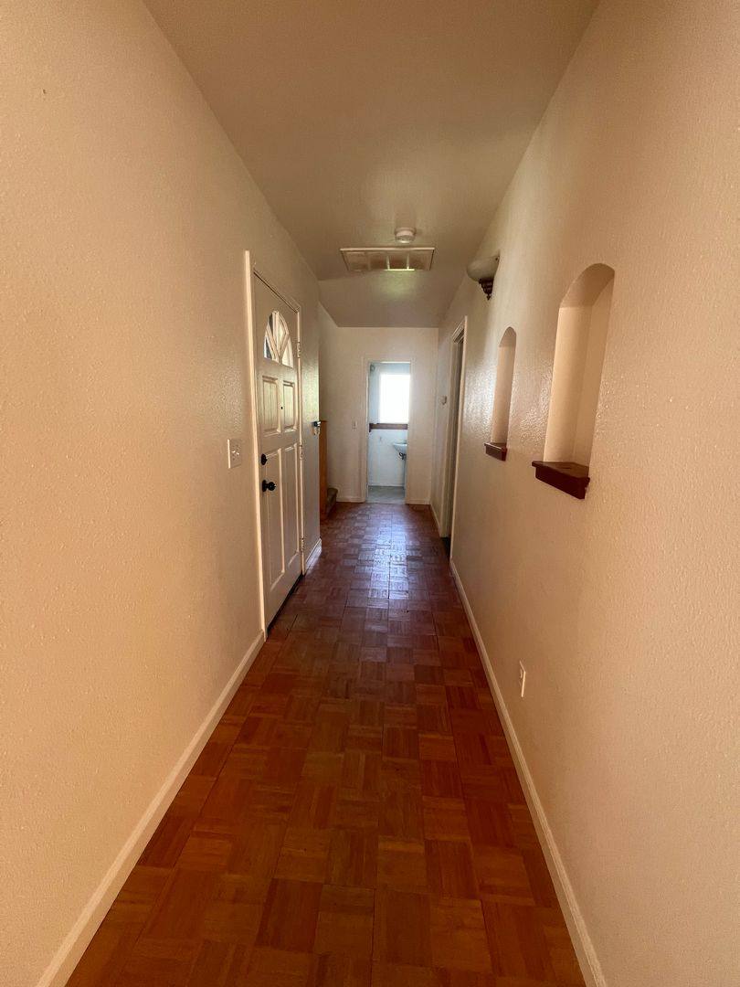 House for rent at 5017 10th Ave, Sacramento, CA 95820