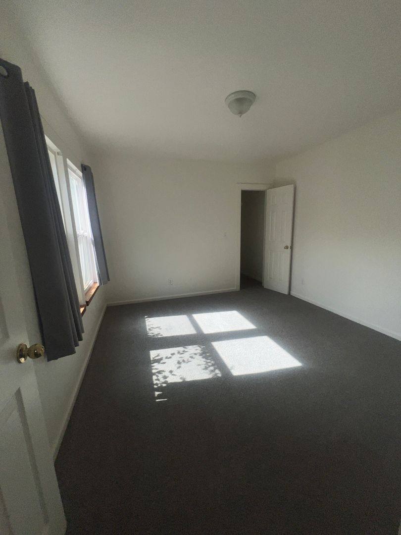 House for rent at 5017 10th Ave, Sacramento, CA 95820