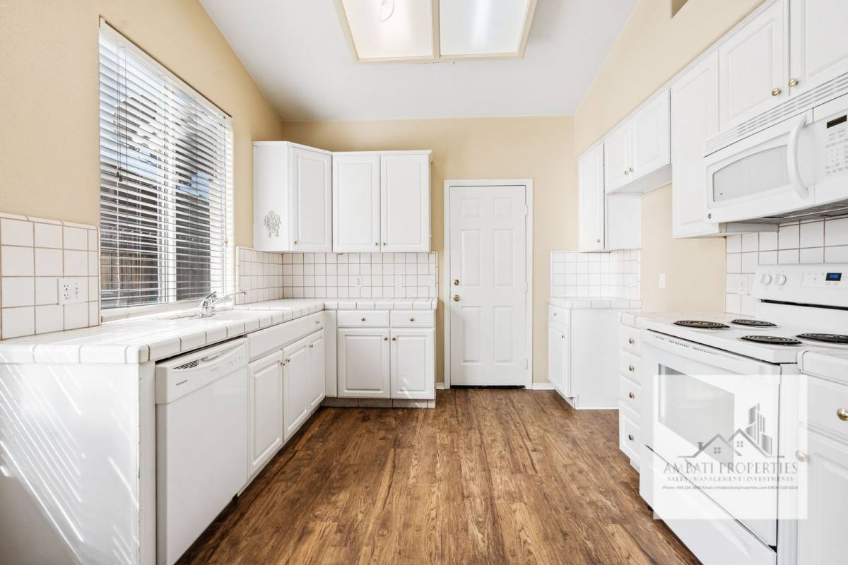 House for rent at 8684 N Recreation Ave, Fresno, CA 93720