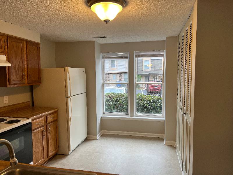 Townhouse for rent at 4336 Halliwell Dr, Raleigh, NC 27606
