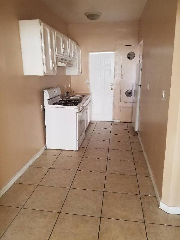 Apartment for rent at 209 Columbia Place, Los Angeles, CA 90026