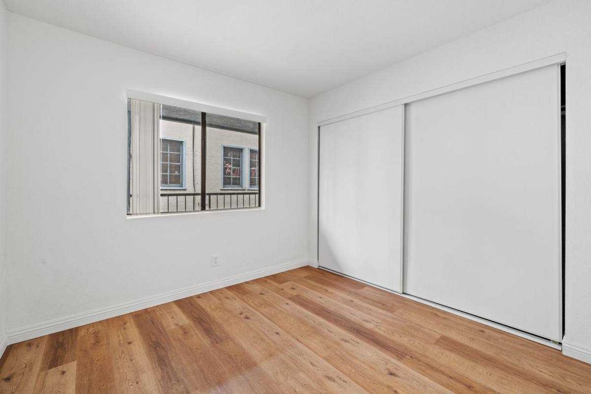 Apartment for rent at 1026 Roswell Ave, Long Beach, CA 90804